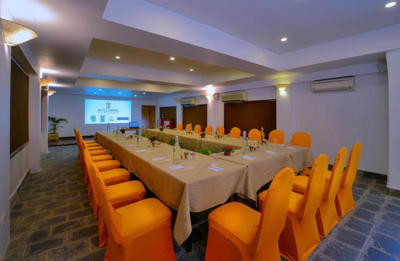 Hotel Barahi Pokhara Exterior foto